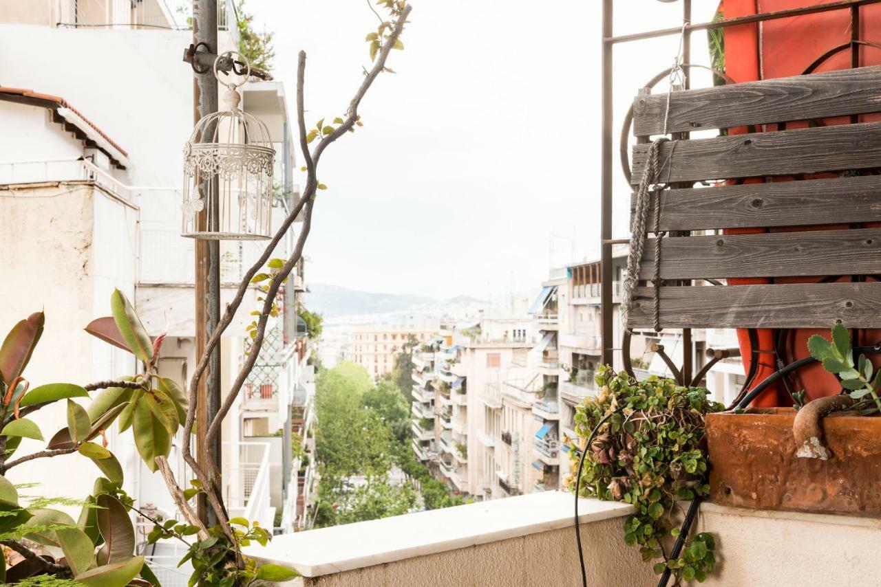Stylish Flat With Veranda In The Heart Of 雅典 外观 照片