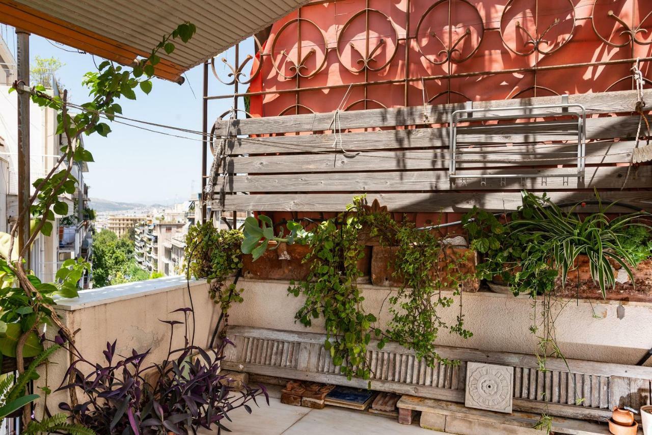Stylish Flat With Veranda In The Heart Of 雅典 外观 照片