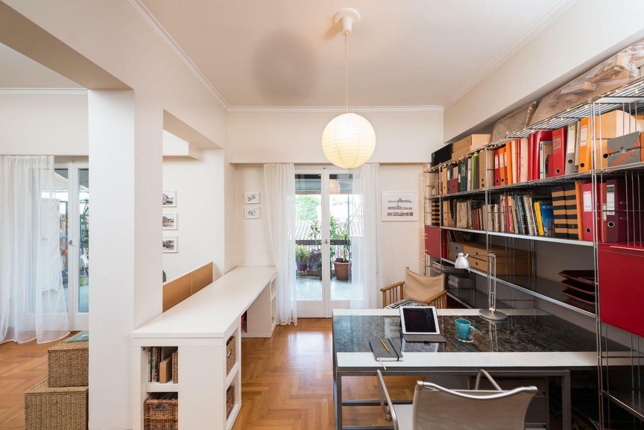 Stylish Flat With Veranda In The Heart Of 雅典 外观 照片